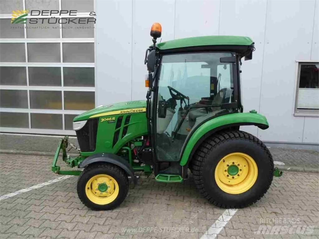 John Deere 3046R Mikrociągniki