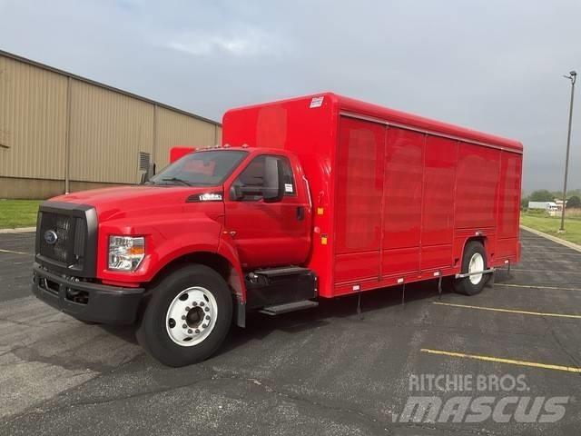 Ford F 650 Samochody do transportu napojów