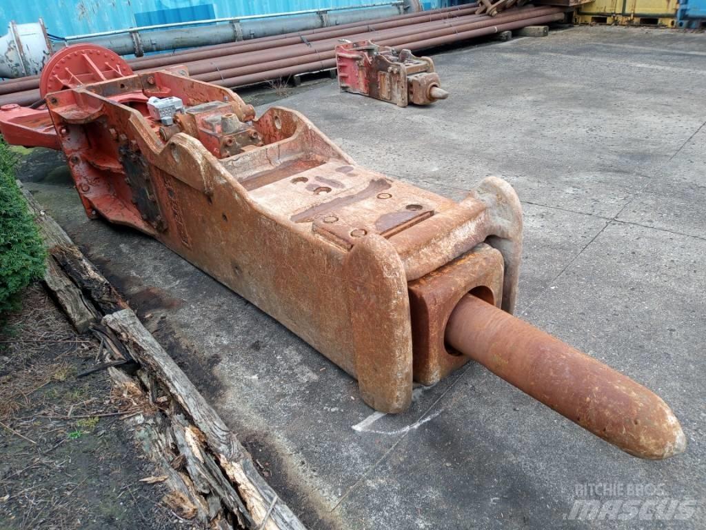 NPK E-260B Młoty hydrauliczne