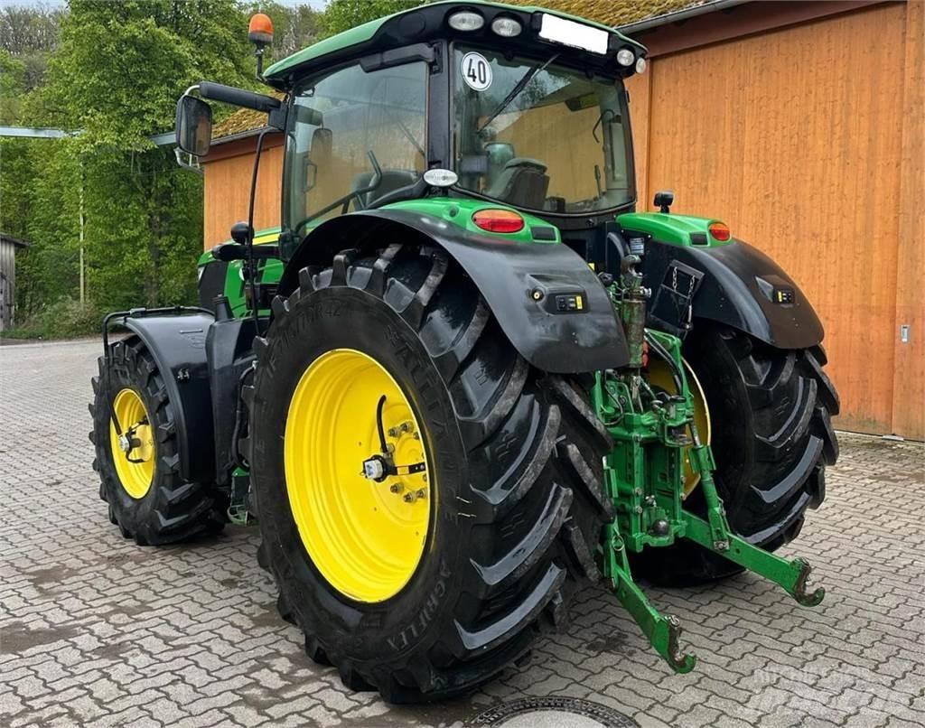 John Deere 6210R Ciągniki rolnicze