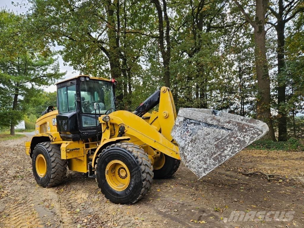 CAT 930 M Ładowarki kołowe