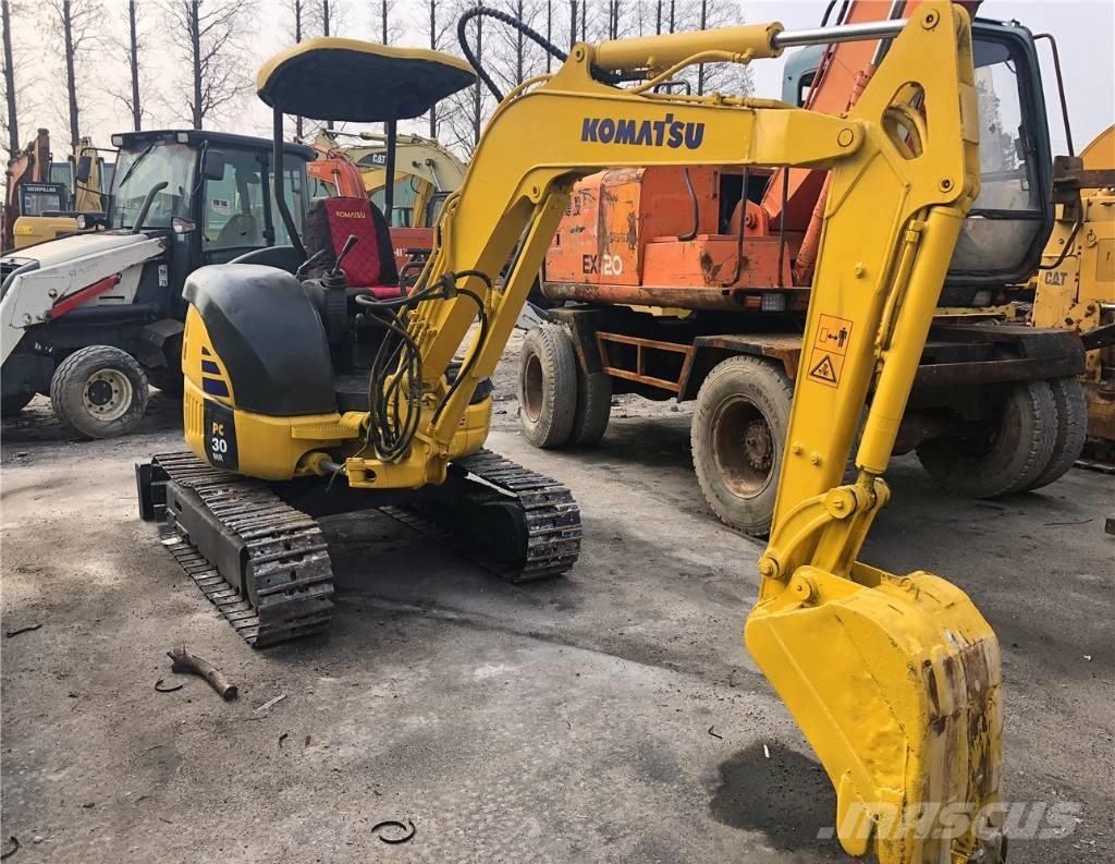 Komatsu PC30 Minikoparki