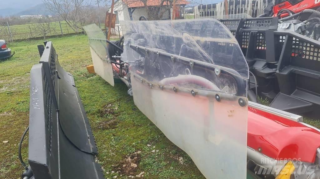  PistenBully  600 Ratraki śniegowe