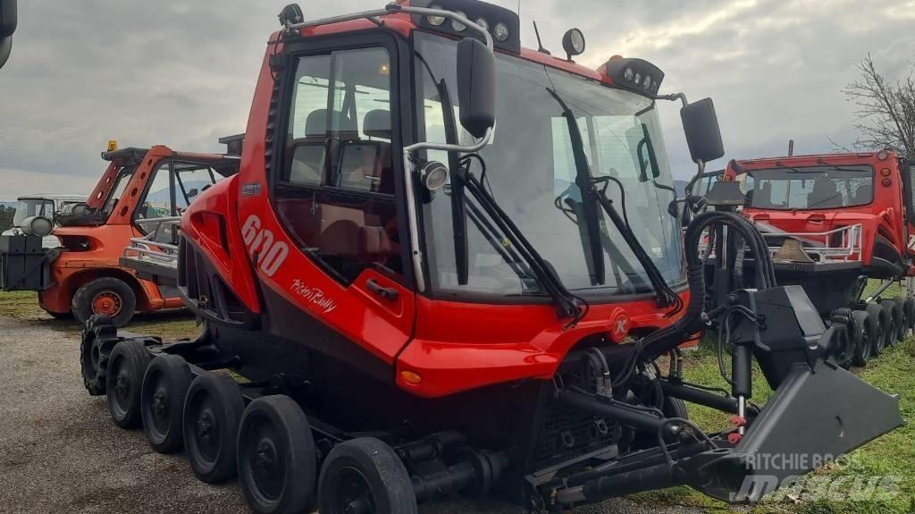 PistenBully  600 Ratraki śniegowe
