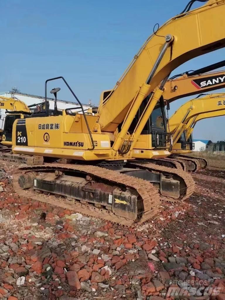 Komatsu PC 210 Koparki gąsienicowe