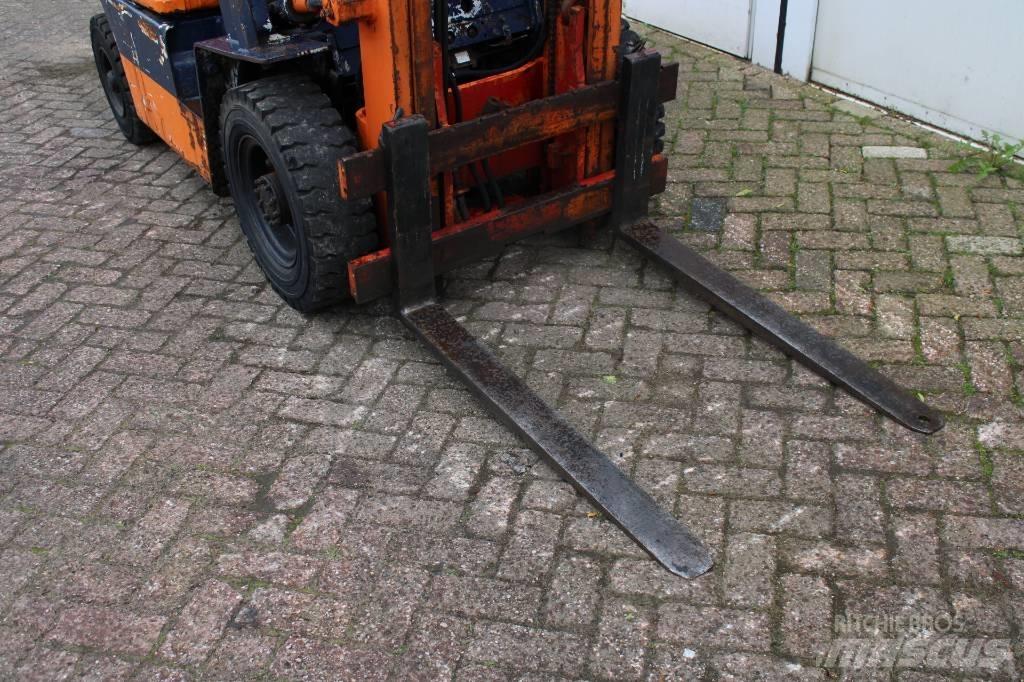 Toyota 5 FD 25 Wózki Diesla