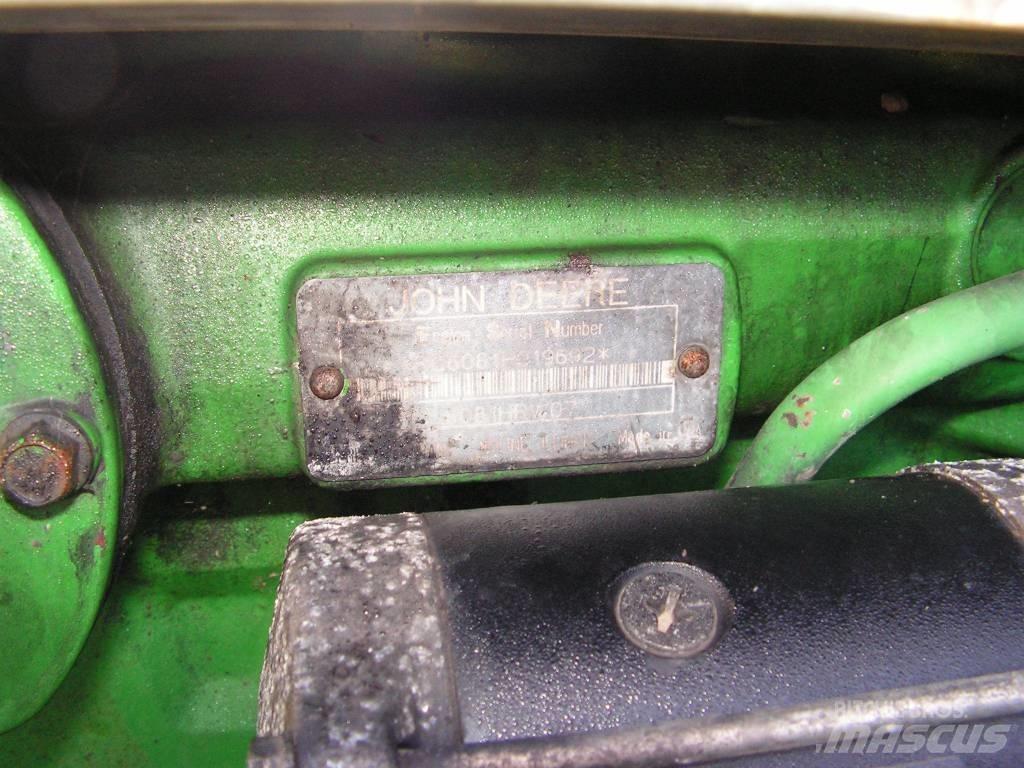 John Deere 8100 Silniki