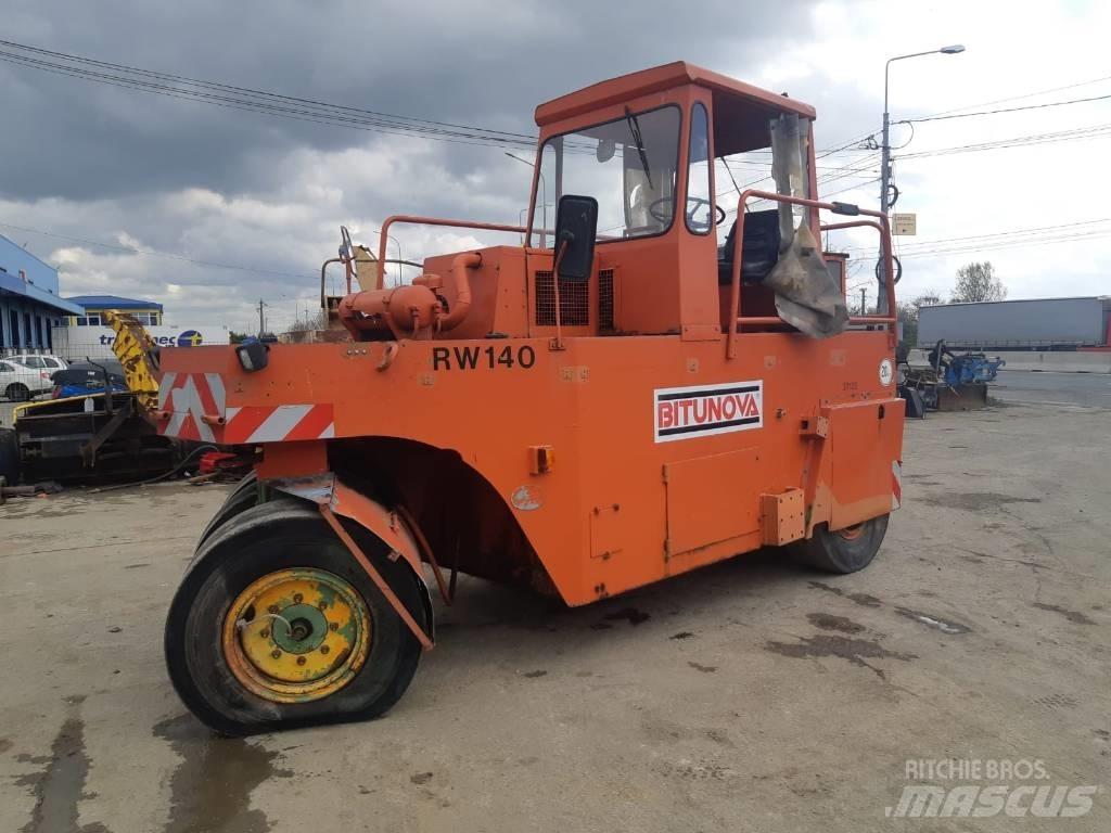 MBU RW140 Walce ogumione