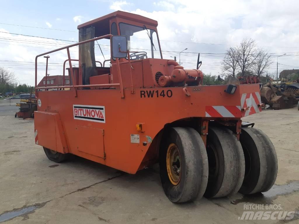 MBU RW140 Walce ogumione