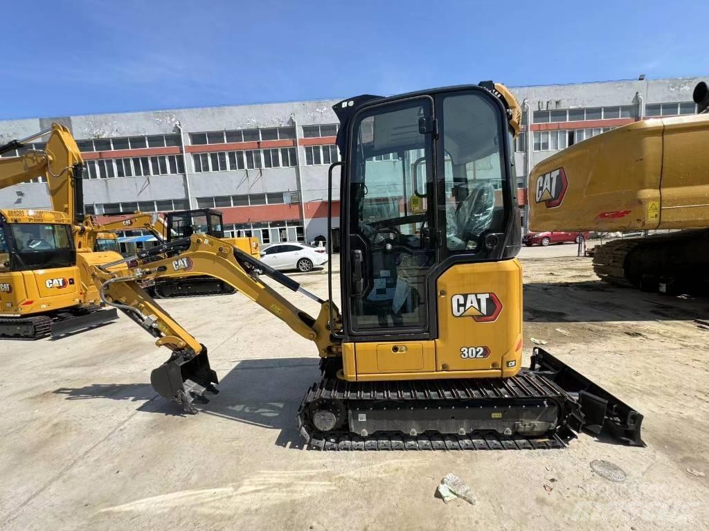 CAT 302 Minikoparki