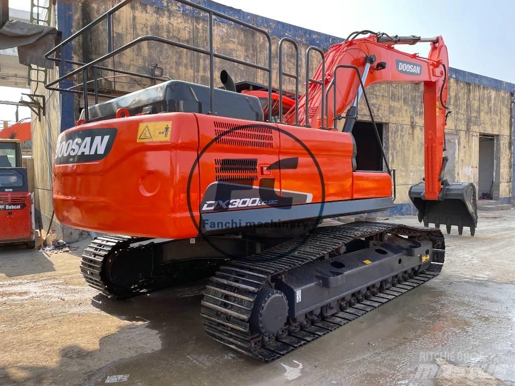Doosan DX300 Koparki gąsienicowe