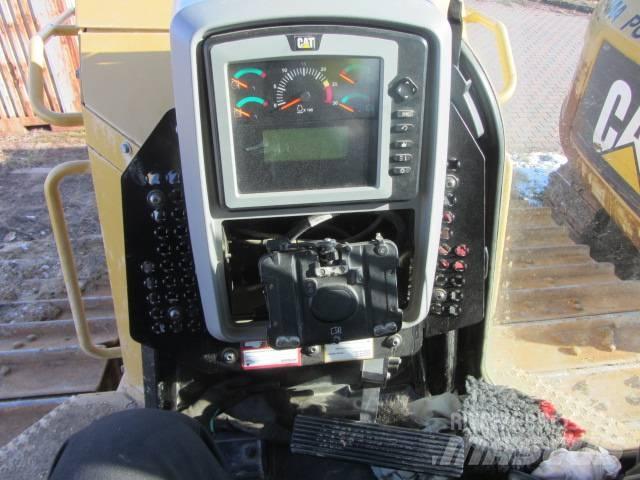 CAT D 7 E Spycharki gąsienicowe