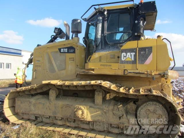 CAT D 7 E Spycharki gąsienicowe