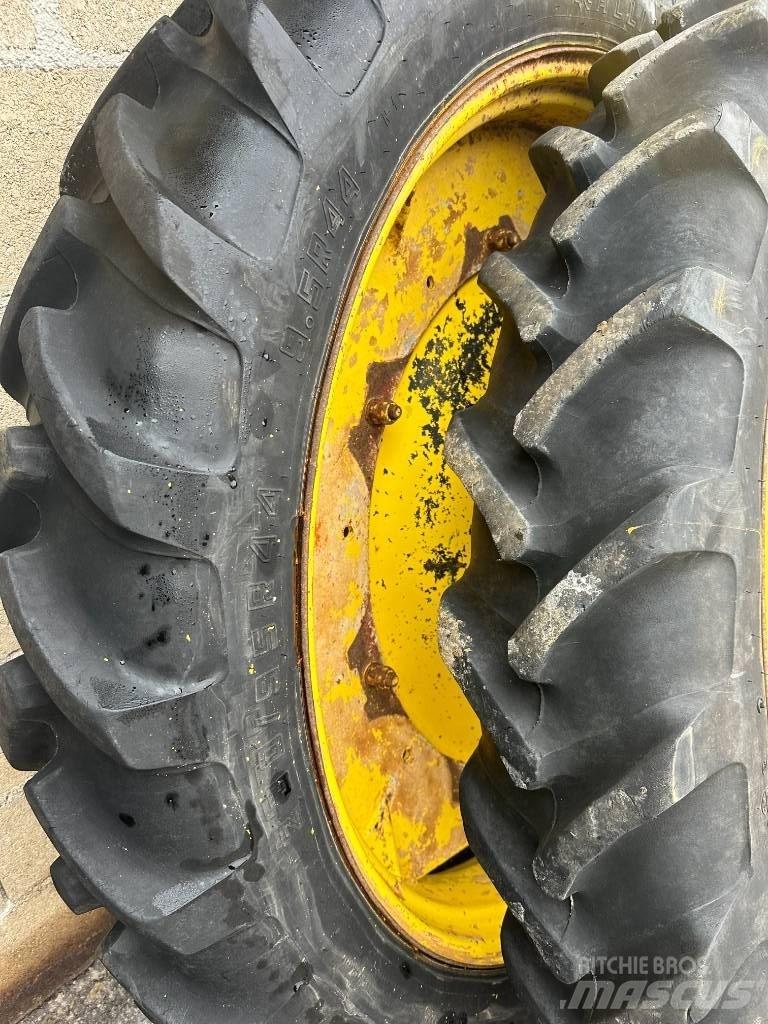 Alliance 230/95R44 Opony, koła i felgi
