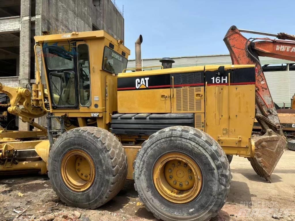 CAT 16 H Równiarki