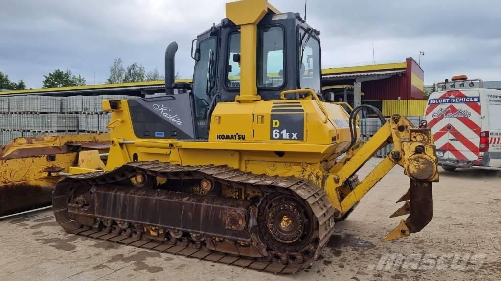 Komatsu D 61 EX-15 Spycharki gąsienicowe