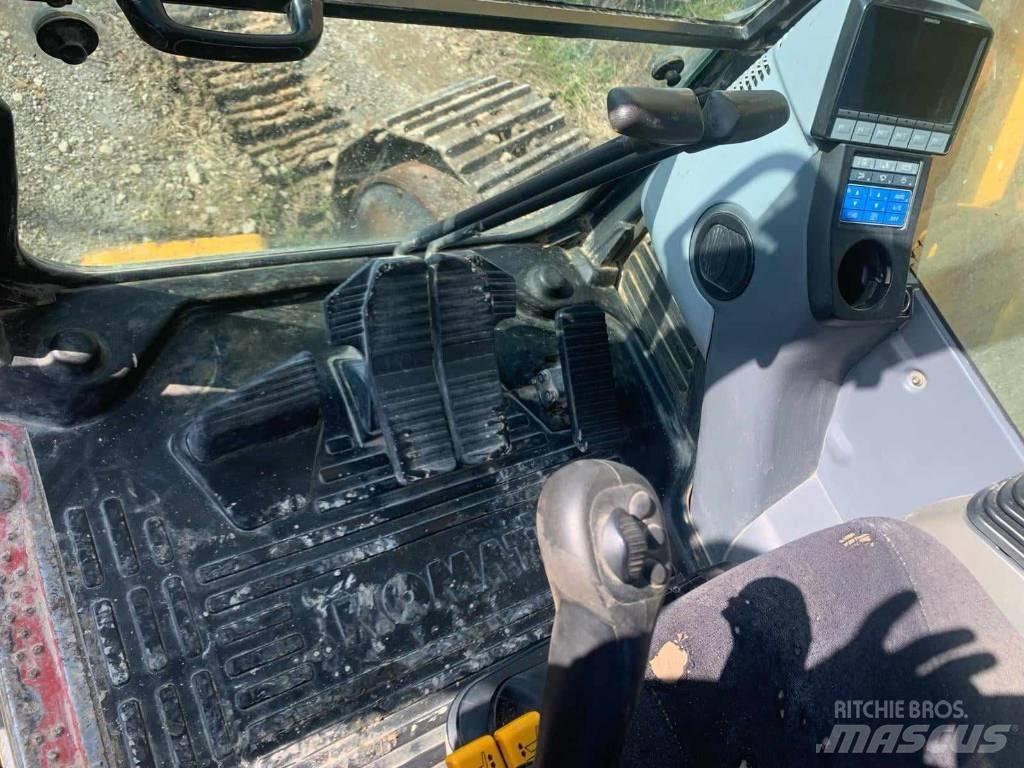 Komatsu PC 230 NHD Koparki gąsienicowe