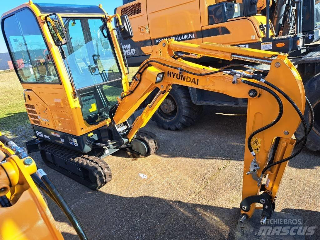 Hyundai R18-9AK Minikoparki