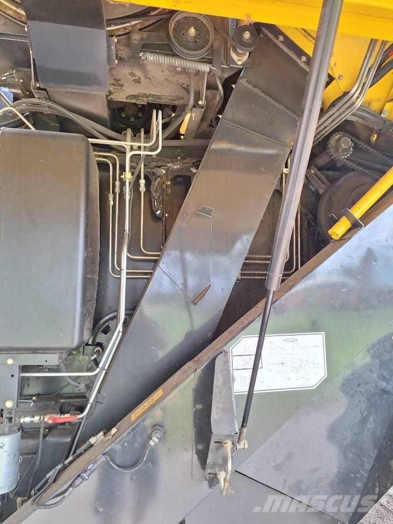 New Holland TC 5.70 Kombajny zbożowe