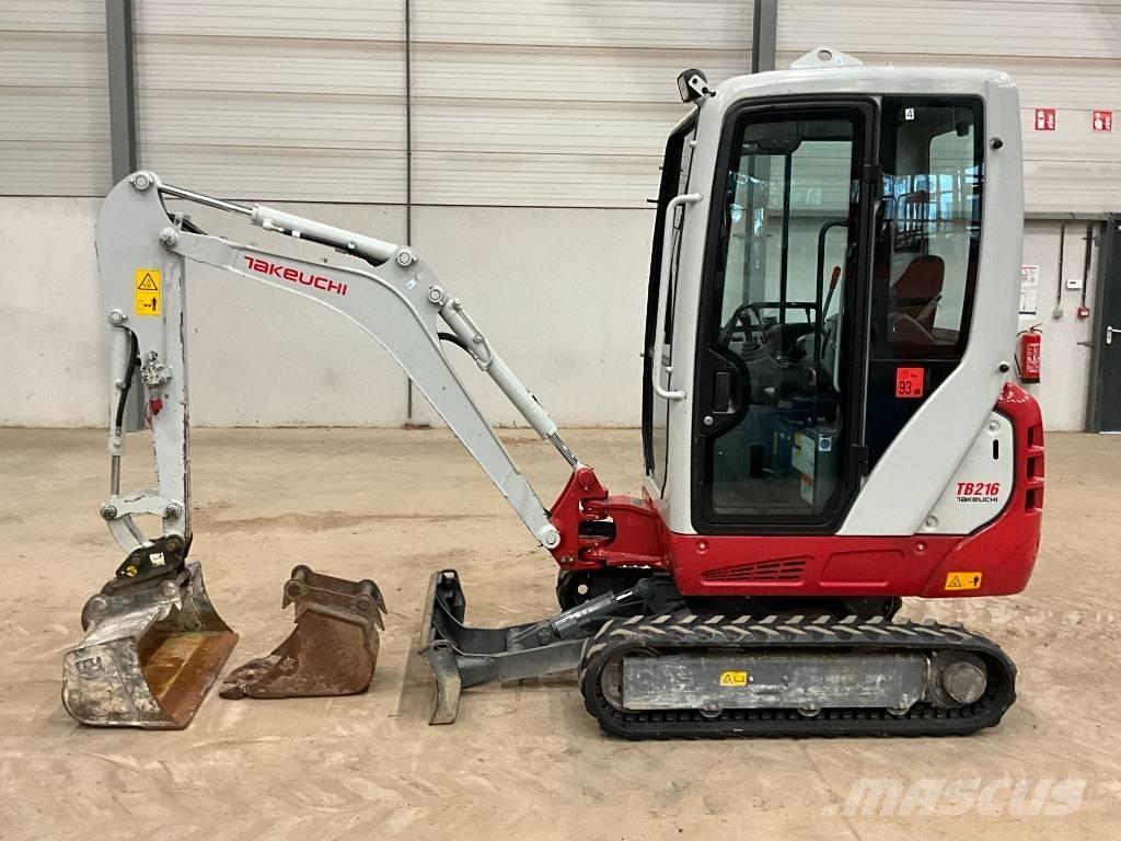 Takeuchi TB 216 Minikoparki