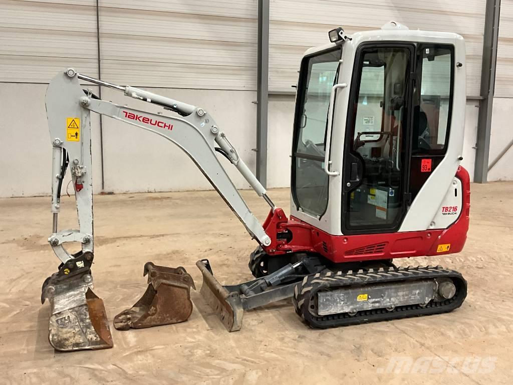 Takeuchi TB 216 Minikoparki