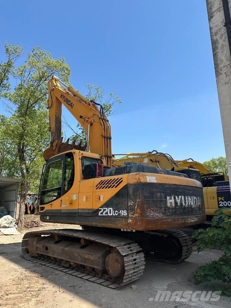 Hyundai 220LC-9S Koparki gąsienicowe