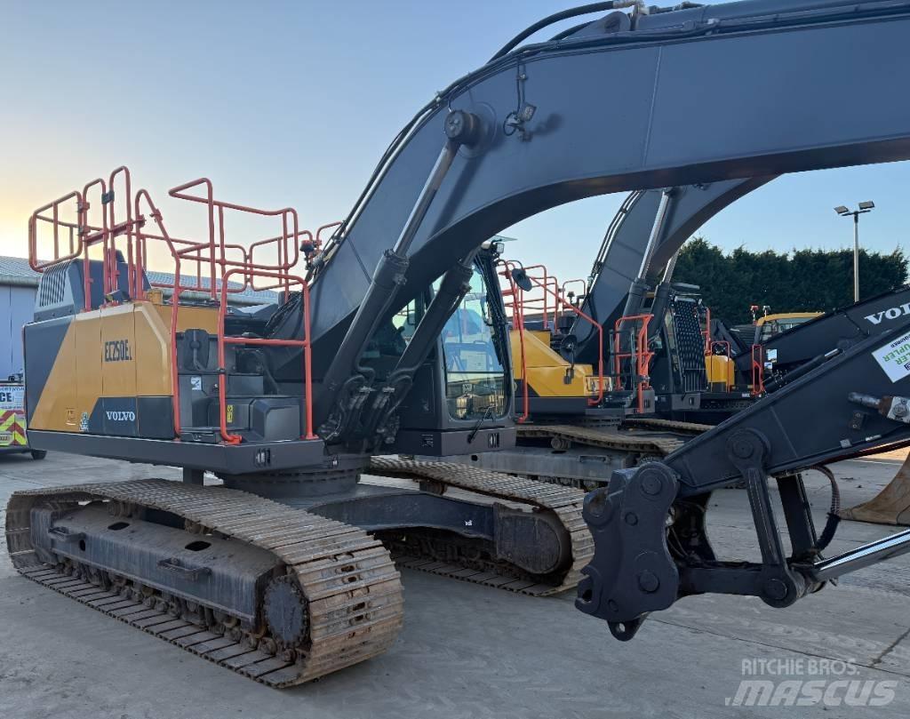Volvo EC 250 EL Koparki gąsienicowe