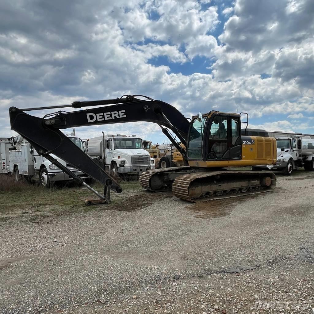 DEERE 210G Koparki gąsienicowe