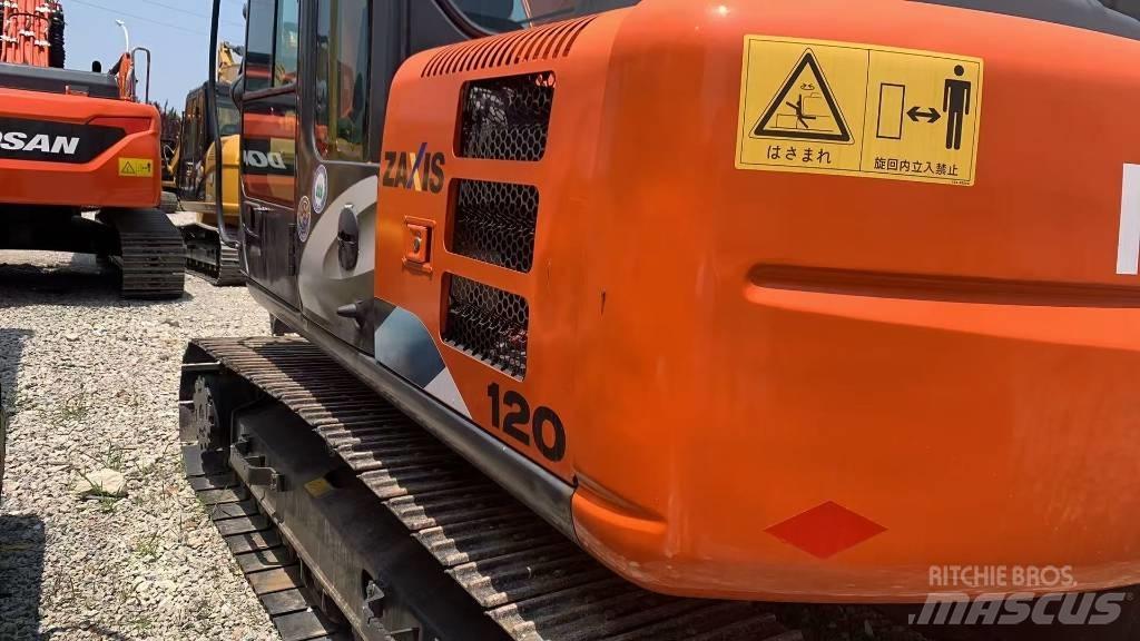 Hitachi ZAXIS120 Koparki gąsienicowe