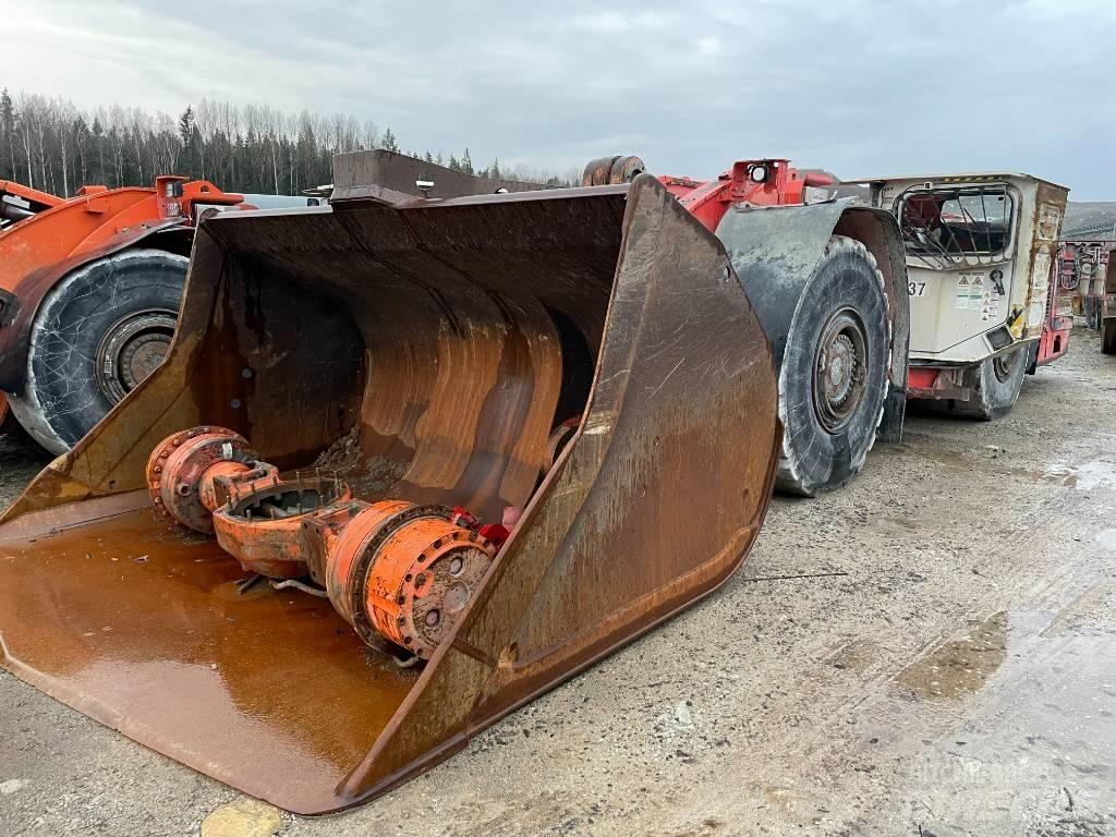 Sandvik LH 514 Ładowarki górnicze