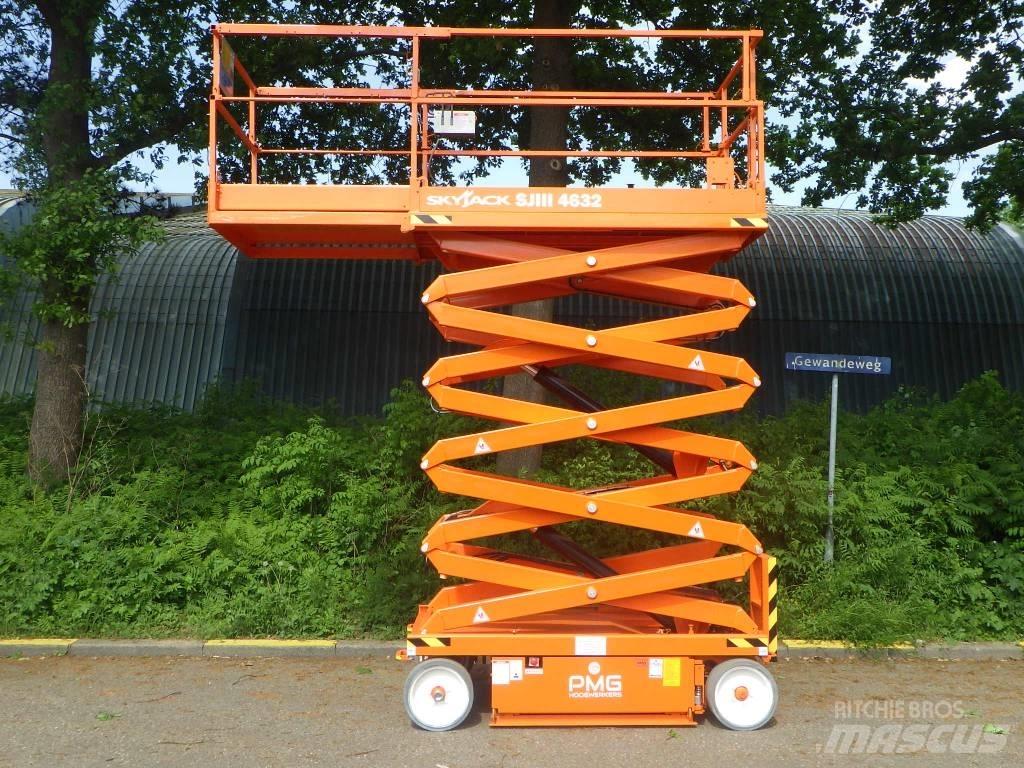 SkyJack SJ4632 Podnośniki nożycowe