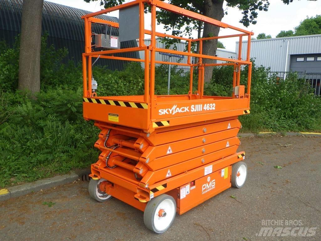 SkyJack SJ4632 Podnośniki nożycowe