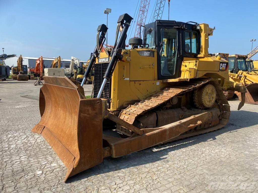 CAT D6T NVT Spycharki gąsienicowe