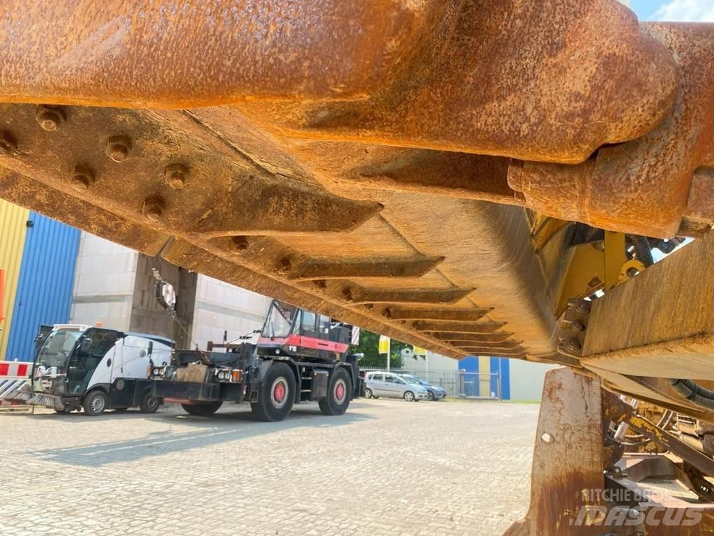CAT D6T NVT Spycharki gąsienicowe