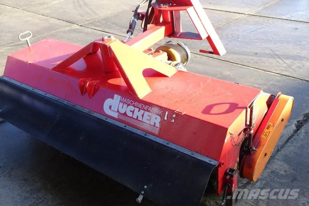 Dücker Veegmachine Zamiatarki