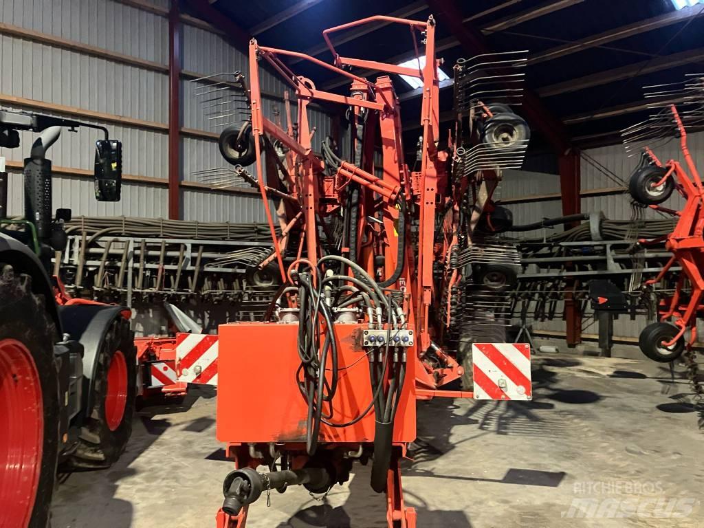 Kuhn GA 15031 Zgrabiarki i przetrząsacze
