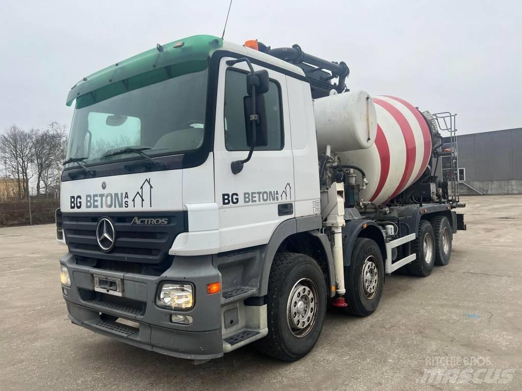 Mercedes-Benz 3244 Samojezdne pompy do betonu