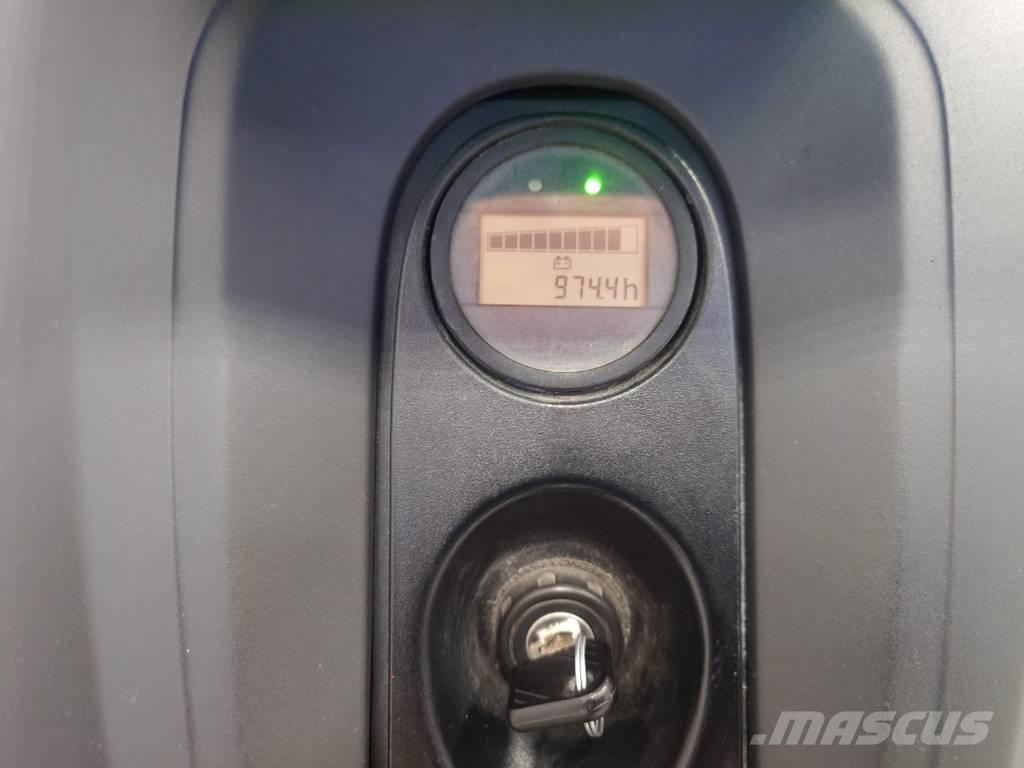 Linde L12/1172 Wózki widłowe unoszące z dyszlem