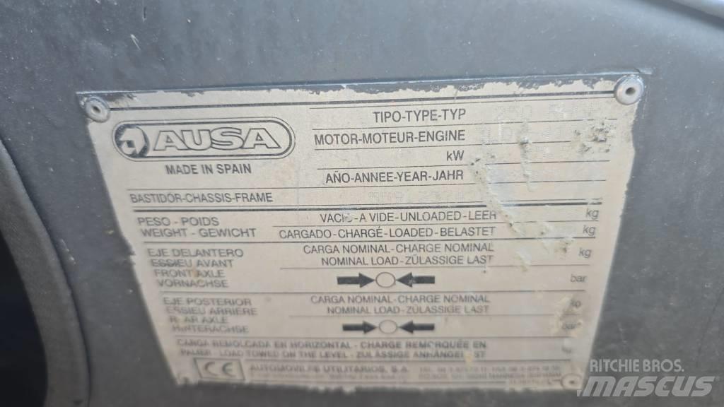 Ausa D 250 Wozidła kolebkowe