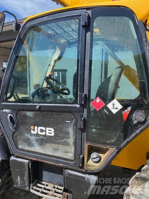 JCB 535-125 Ładowarki teleskopowe