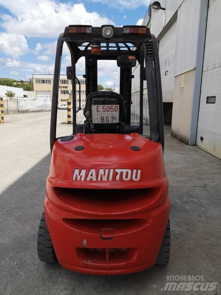 Manitou MI25D Wózki LPG