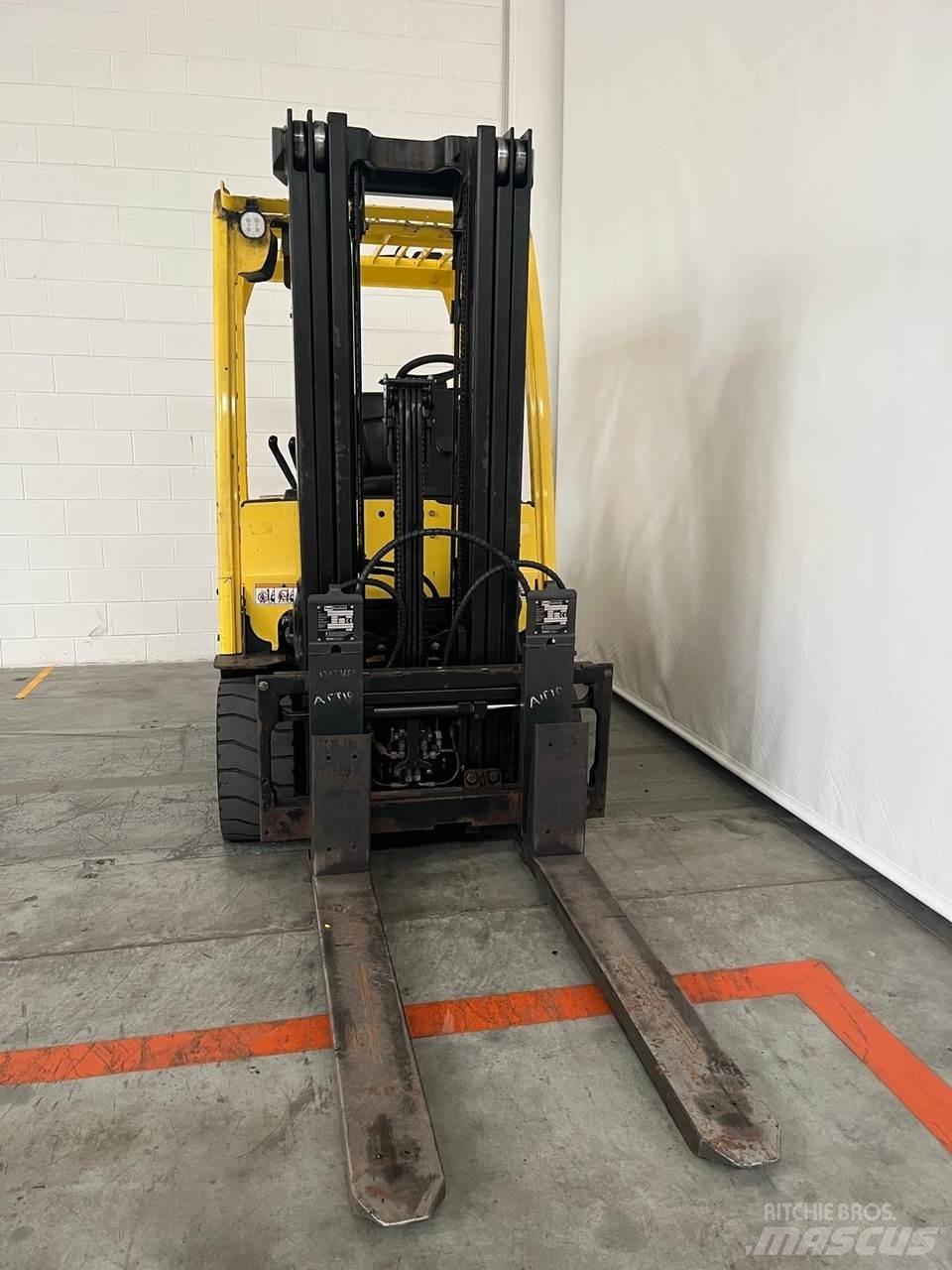 Hyster J3.0XN Wózki elektryczne