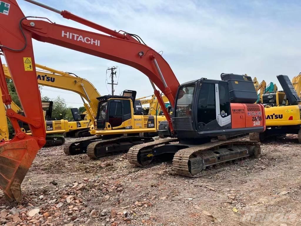 Hitachi ZX 240-3 Koparki gąsienicowe