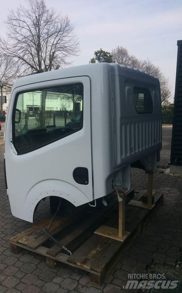 Renault Maxity Kabiny i wnętrze