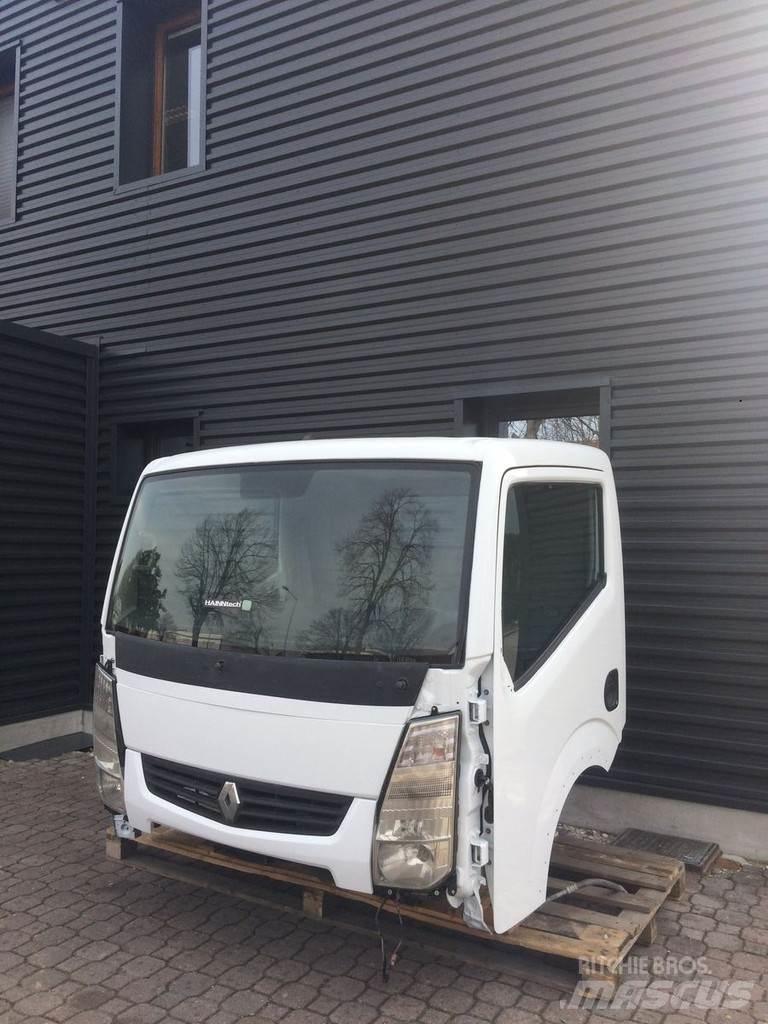 Renault Maxity Kabiny i wnętrze