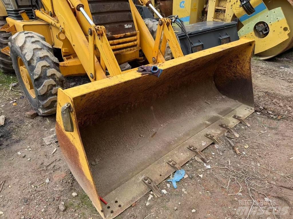 JCB 3 CX Koparko-ładowarki