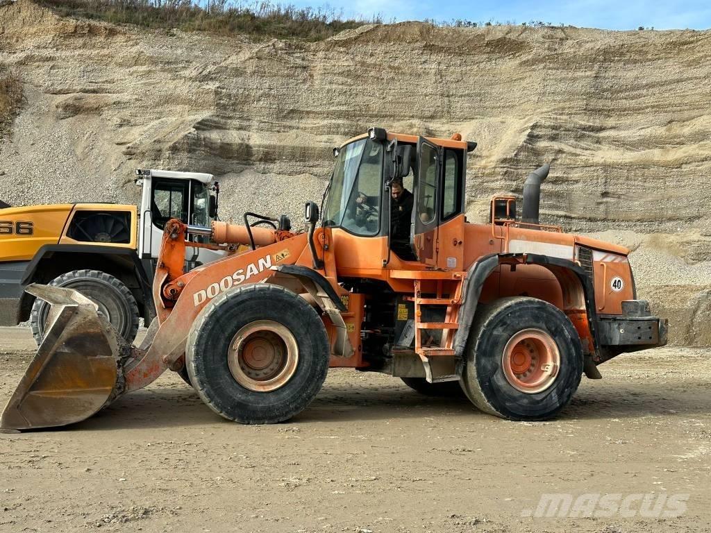 Doosan DL 300 Ładowarki kołowe
