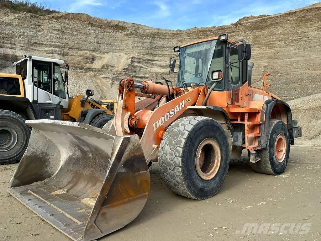 Doosan DL 300 Ładowarki kołowe