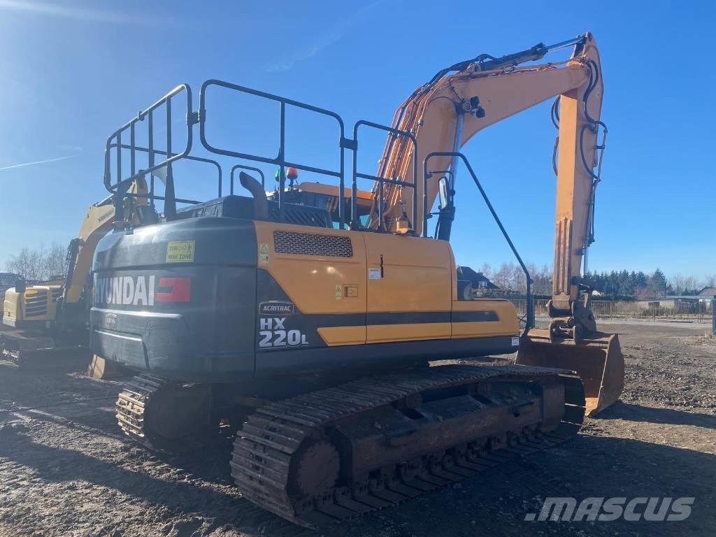 Hyundai HX220L Koparki gąsienicowe