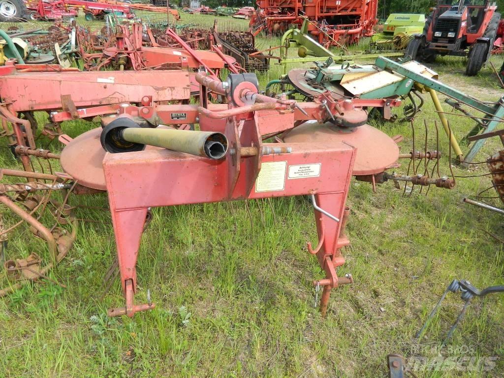 Stoll UM 400 Zgrabiarki i przetrząsacze